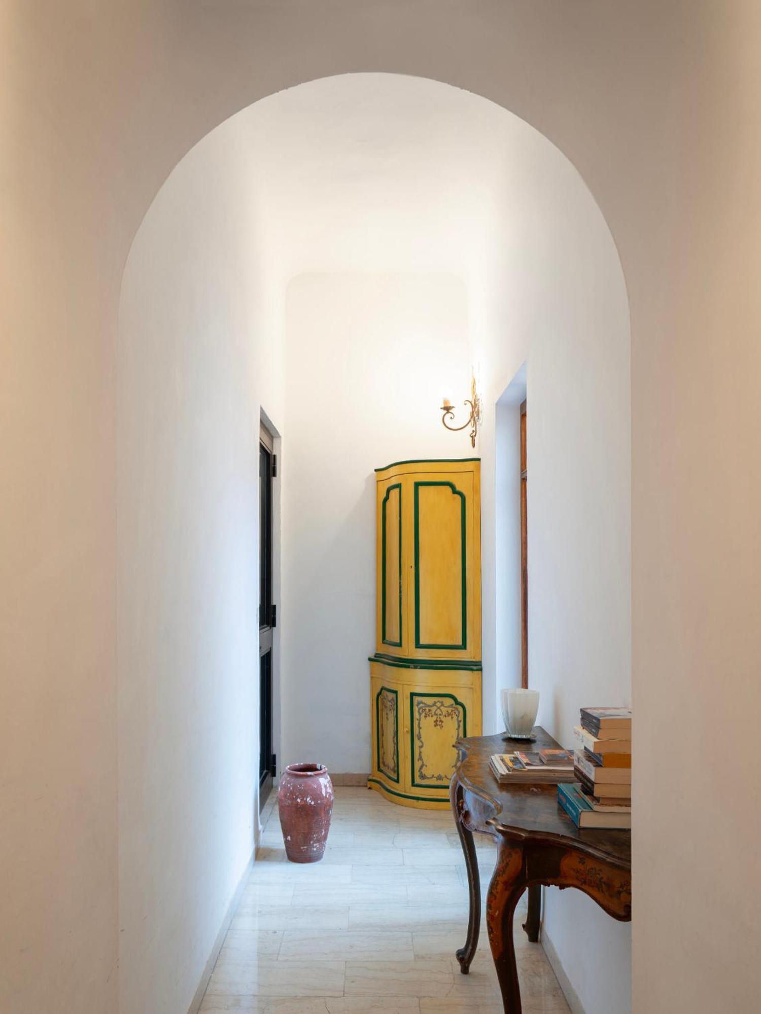 Giglio & Viola Borgia Apartment Florence Exterior photo